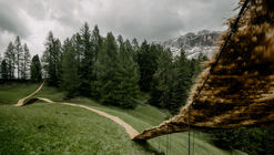 Rastro de tierra / ELSE