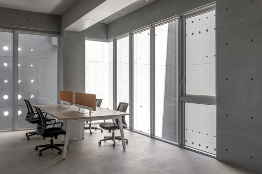 Solar Locus / air matters & 16 arch studio - Interior Photography, Dining room, Chair