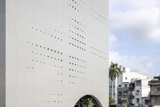 Solar Locus / air matters & 16 arch studio - Image 9 of 32