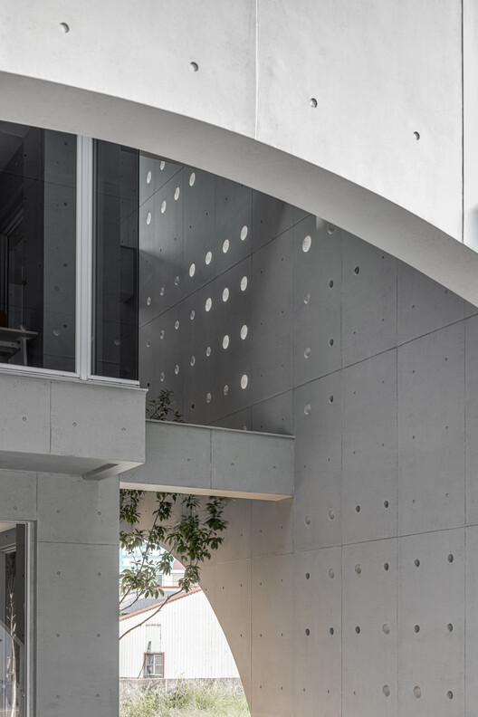 Solar Locus / air matters & 16 arch studio - Image 14 of 32