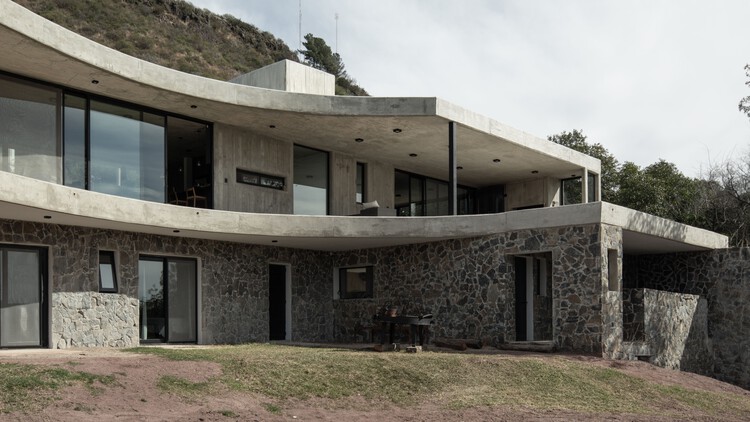Pirca House / Manto Architecture - Imagen 6 de 19