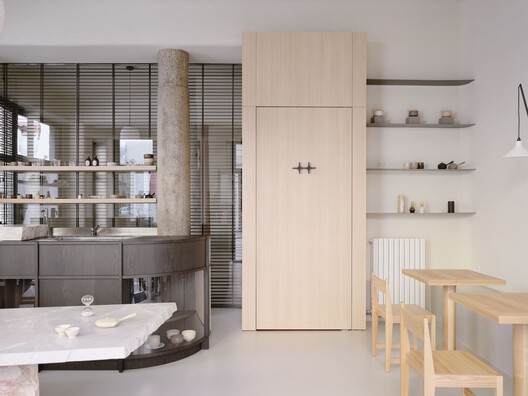 NOÏ Tea House and Pilates Studio / A I M