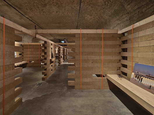 "Architecture Is Cooperation": Collective Projects that Build with Communities and Professionals - Image 10 of 32