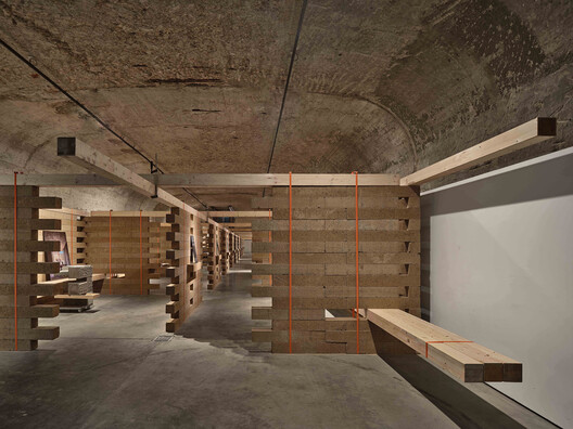 "Architecture Is Cooperation": Collective Projects that Build with Communities and Professionals - Image 8 of 32