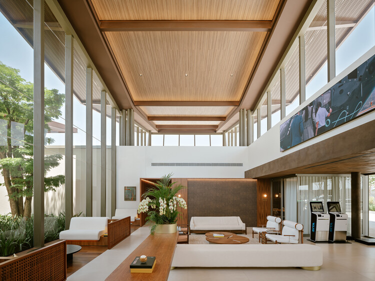 Terminal BTG Pactual / Perkins&Will São Paulo + Pascali Semerdjian Arquitetos - Fotografia de Interiores, Sala de Estar, Madeira, Iluminação, Cadeira