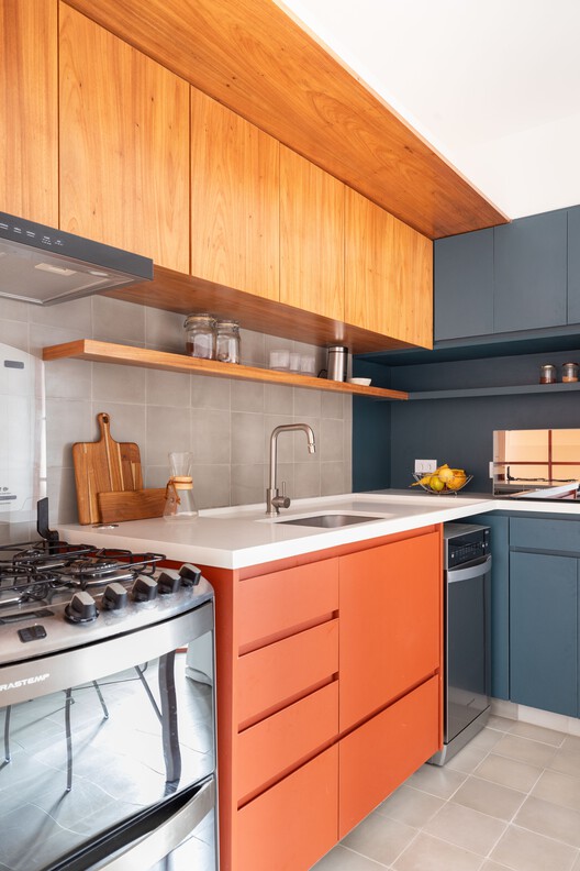 Apartamento Santa Cruz / Rumo Arquitetura - Fotografia de Interiores, Cozinha, Madeira, Bancada