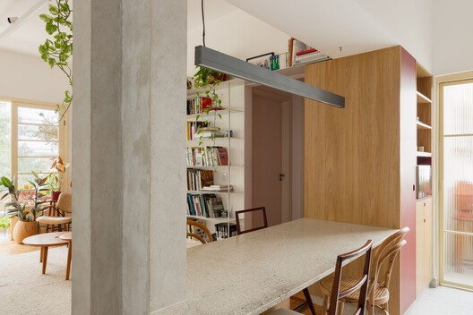 Departamento Santa Cecilia / Rumo Arquitetura - Fotografía interior, Armarios, Madera, Iluminación, Mesas, Sillas, Encimera