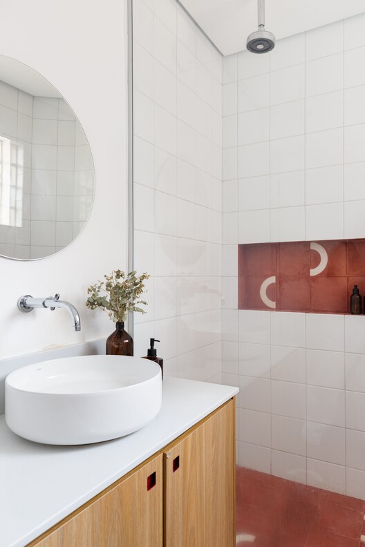 Departamento Santa Cecilia / Rumo Arquitetura - Fotografía interior, Baño, Tarjas, Inodoros