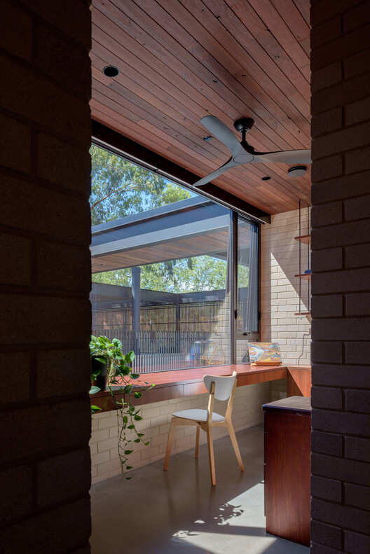 Batten House / Ben Walker Architects - Interior Photography, Wood, Brick, Beam, Glass