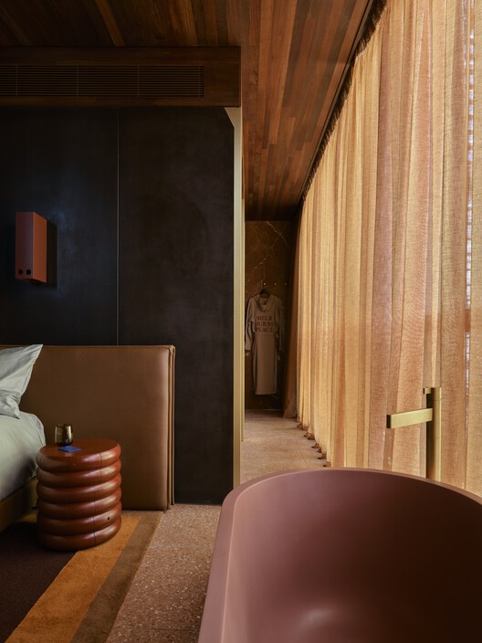 Melbourne Place Hotel / Kennedy Nolan Architects - Image 15 of 34