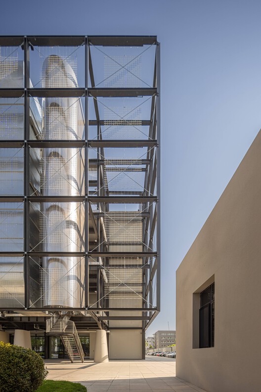 SPARK 761_Beijing Digital Economy AIDC / llLab. - Exterior Photography, Steel