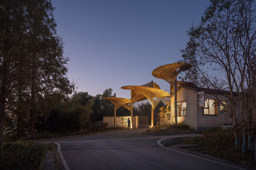 Qingshan School / MOMENTUM Architects - Image 13 of 37