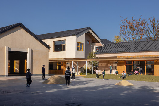 Qingshan School / MOMENTUM Architects - Exterior Photography