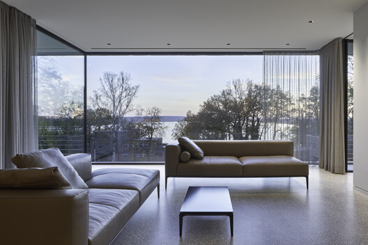 Eliminating the Barrier Between Indoor Spaces and Nature - Image 6 of 12