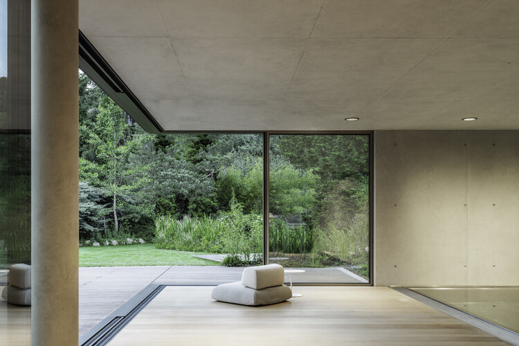 Eliminating the Barrier Between Indoor Spaces and Nature - Image 7 of 12