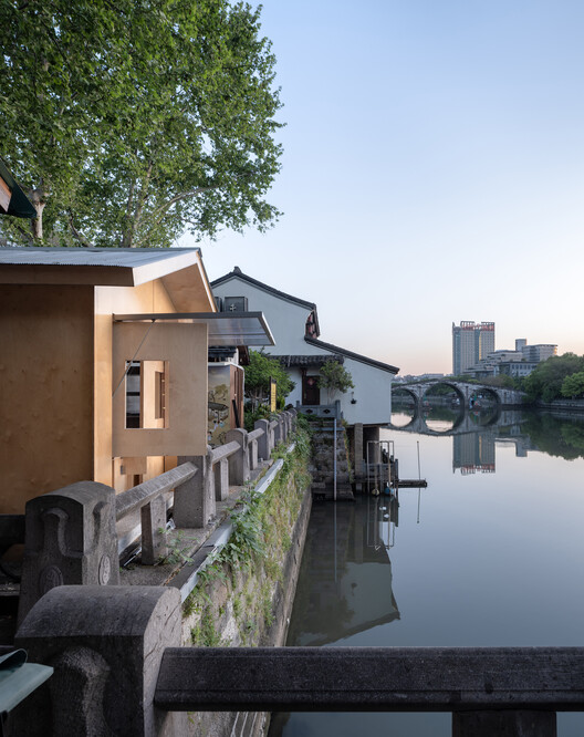 Canal Pavilion Post / ZAOZUO ARCHITECTURE STUDIO - Exterior Photography, Waterfront, Balcony