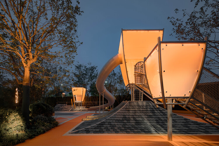 Traditional Chinese Aesthetic Children's Space Under Kongming Lantern / Xisui Design - Image 2 of 32