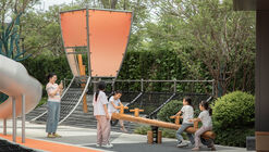 Traditional Chinese Aesthetic Children's Space Under Kongming Lantern / Xisui Design