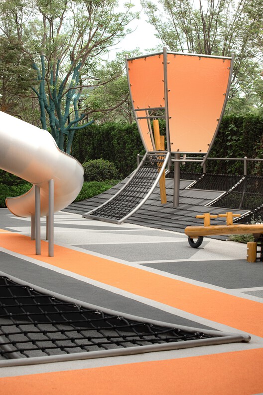Traditional Chinese Aesthetic Children's Space Under Kongming Lantern / Xisui Design - Image 19 of 32