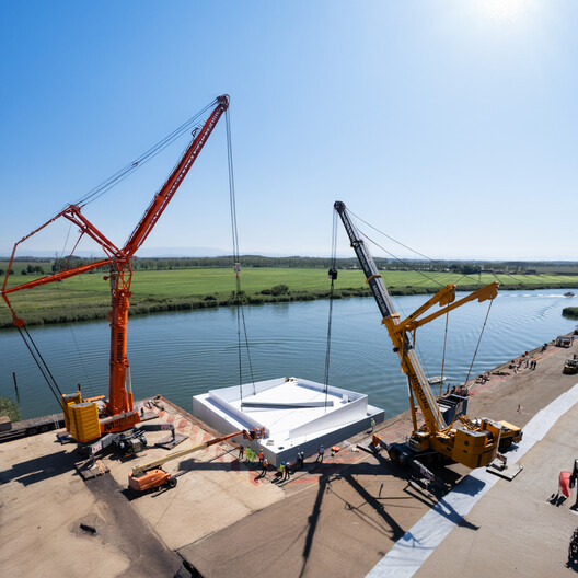Carlo Ratti Associati and Höweler + Yoon Launch Floating Plaza "AquaPraça" in Venice on Its Way to COP30 - Image 8 of 22