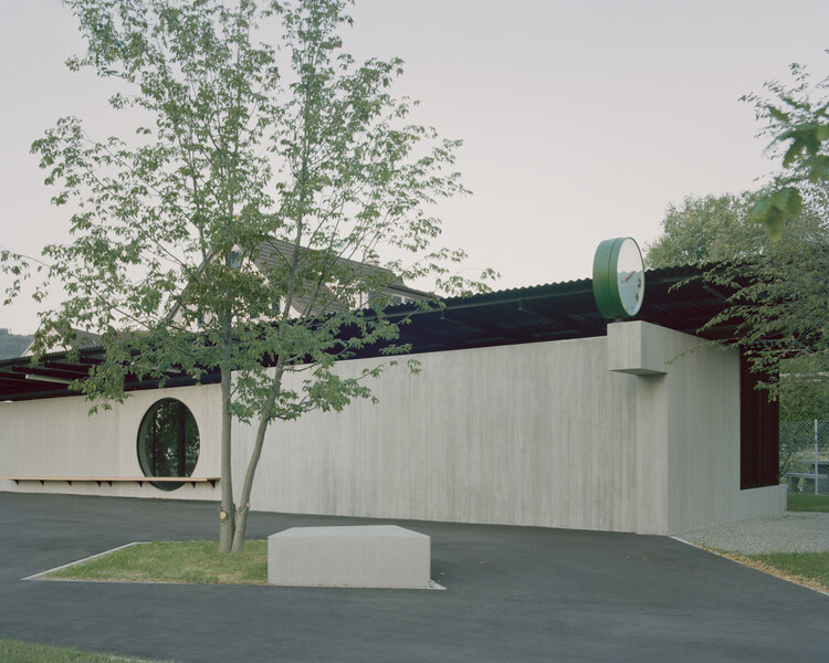 Bota Dürnten School Building / Lukas Raeber Architects - Schools 