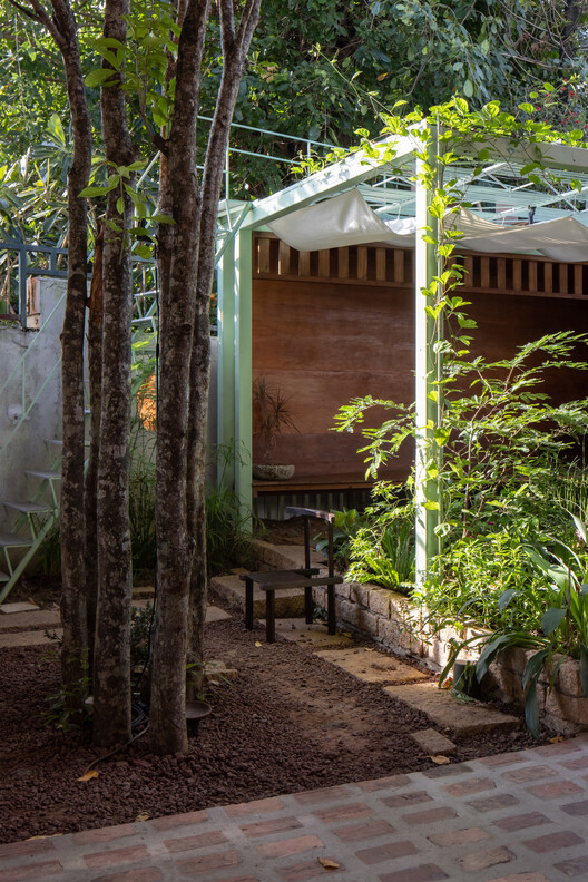 Cafe HOM / Nhabe Scholae - Image 16 of 27