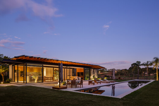 House AC / Kiko Castello Branco Arquitetura + Lucas Cunha - Image 22 of 26
