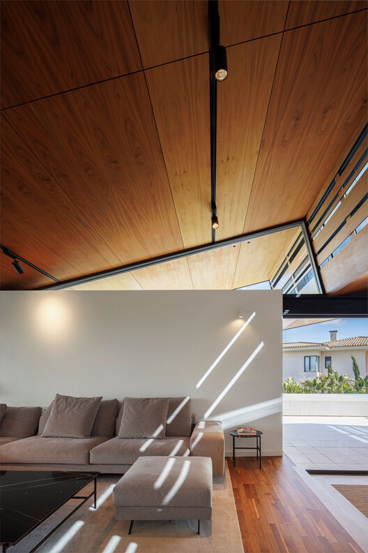 Casa Alcoutins / Paulo Martins - Fotografia de Interiores, Sala de Estar, Madeira, Viga