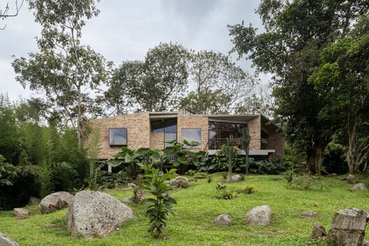 Nola Cabin / Yemail Arquitectura  - Exterior Photography, Garden