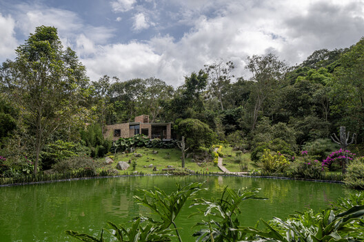 Nola Cabin / Yemail Arquitectura  - Exterior Photography, Garden, Forest