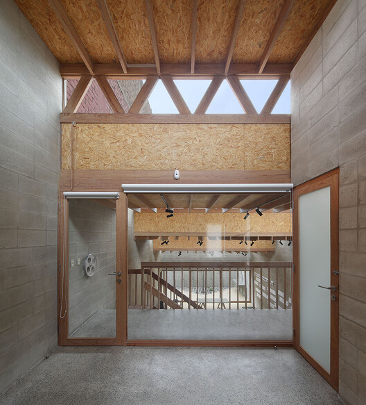 摄影师工作室 / Roman Bauer Arquitectos - 室内图, 木头, 梁