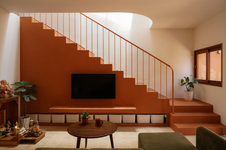 Casa Respiro Terracotta / live out studio - Fotografia de Interiores, Escada, Madeira