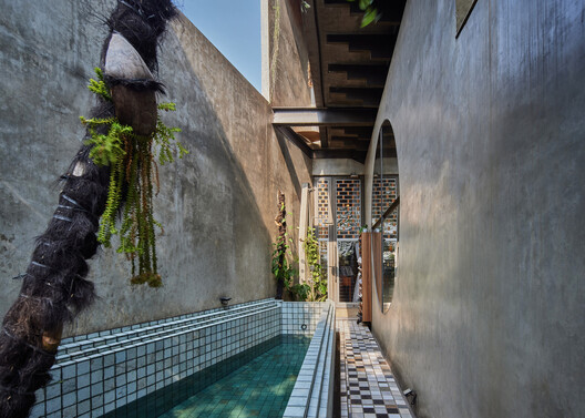 Kampoong Guha / Realrich Architecture Workshop - Image 19 of 44