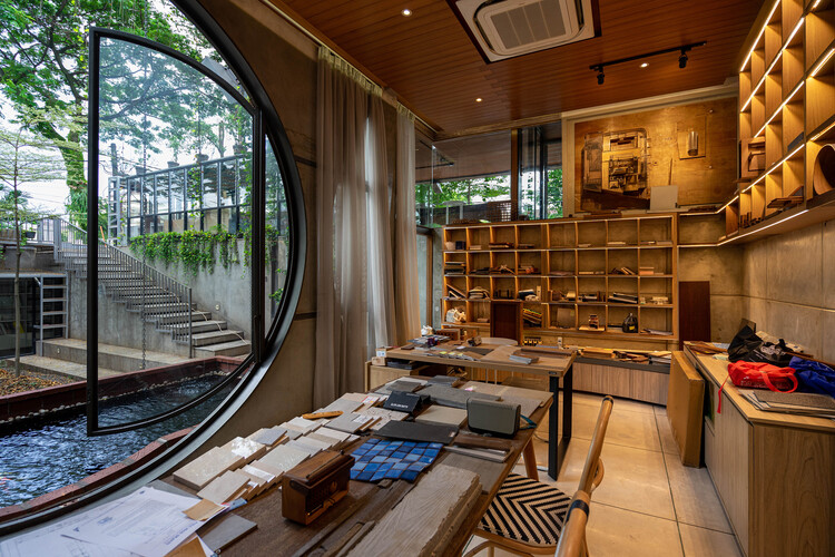 Seminario de arquitectura Kampoong Guha / Realrich - Fotografía interior, madera