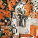 Dubrovnik, Croacia. Imagen © Drone photo by @spencerdavisphoto Convertirse en un científico de la ciudad: cómo dibujar espacios urbanos con datos - Image 3 of 4