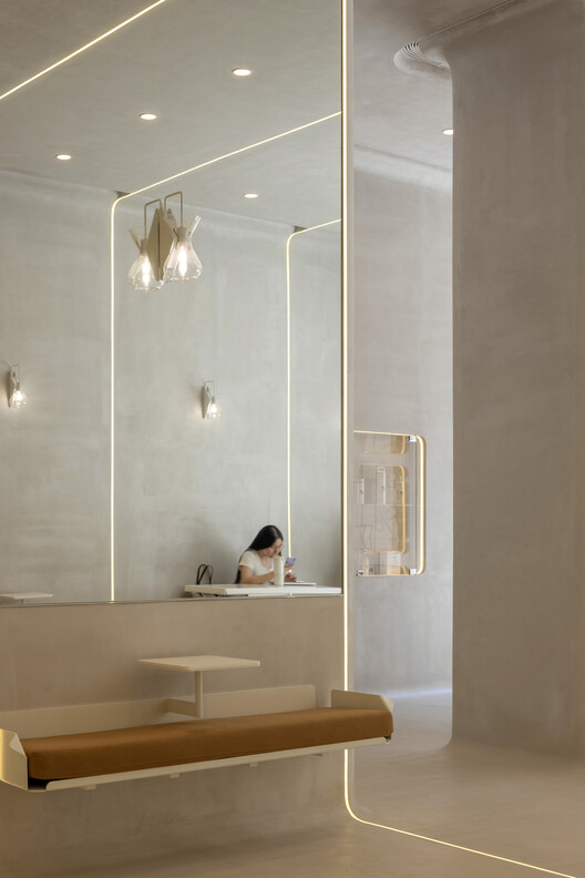 % Arabica Hangzhou MixC / Nguyen Khai Architects & Associates (NKAA) - Interior Photography, Bathroom, Lighting, Chair