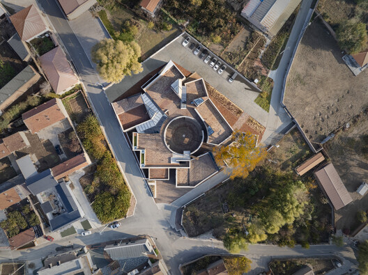 "To Emerge Naturally from the Site": Zhang Pengju on His Aga Khan Award-Winning West Wusutu Village - Image 6 of 34