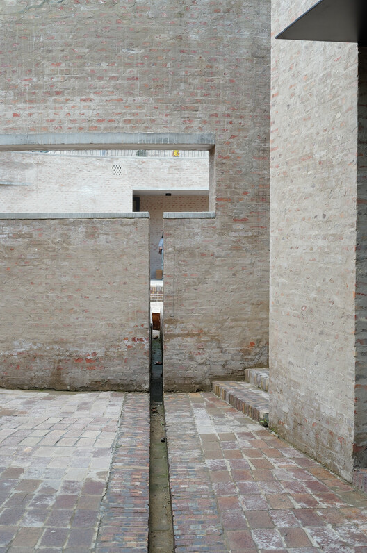 "To Emerge Naturally from the Site": Zhang Pengju on His Aga Khan Award-Winning West Wusutu Village - Image 21 of 34