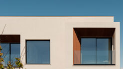 Casa Horizonte / Mamey Home + Linha de Terra Architecture