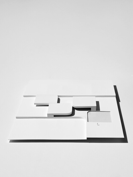 Villa 18, House in la Moraleja / Fran Silvestre Arquitectos - Image 36 of 37