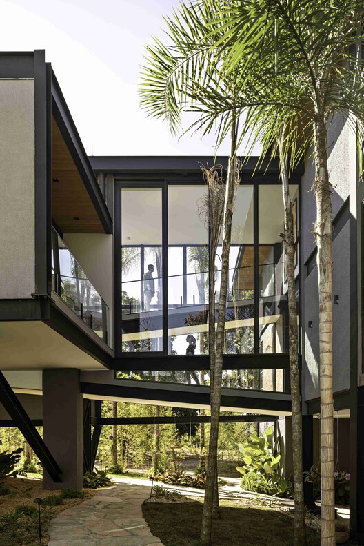 Lake House / Dayala e Rafael arquitetos associados - Interior Photography, Balcony