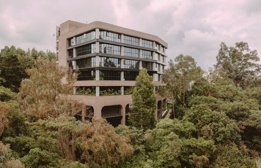 Indie Lab Office Building / StudioSC + Base Taller - Exterior Photography