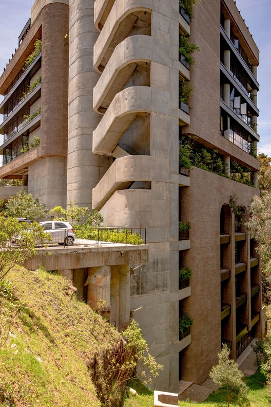 Indie Lab Office Building / StudioSC + Base Taller - Interior Photography, Balcony