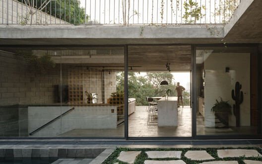 Casa Camboriú / Terra e Tuma Arquitetos Associados - Imagen 5 de 21