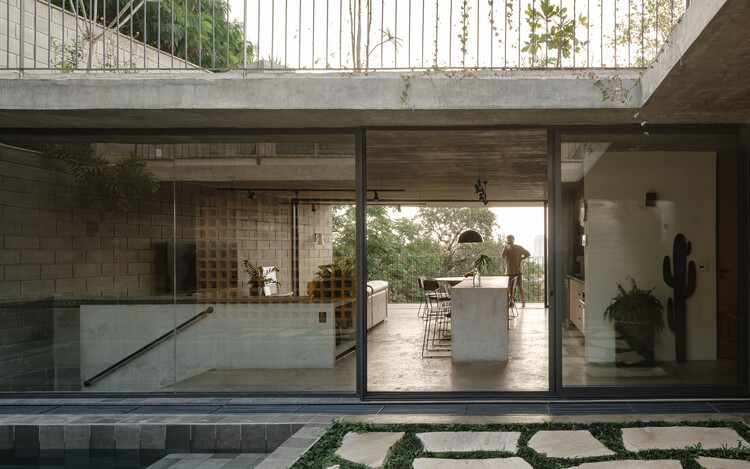 Arquitectos relacionados con Casa Camboriú / Terra y Tuma - Imágenes 5, 21 en total