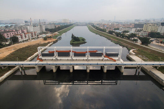 Bienal de Arquitetura de São Paulo 2025 — Extremos: Arquitetura para um Mundo Quente - Imagem 4 de 10