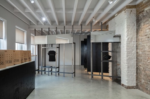 Pop-Up Store THE FRIDGE, ONATERI’s / Clube - Imagem 5 de 20