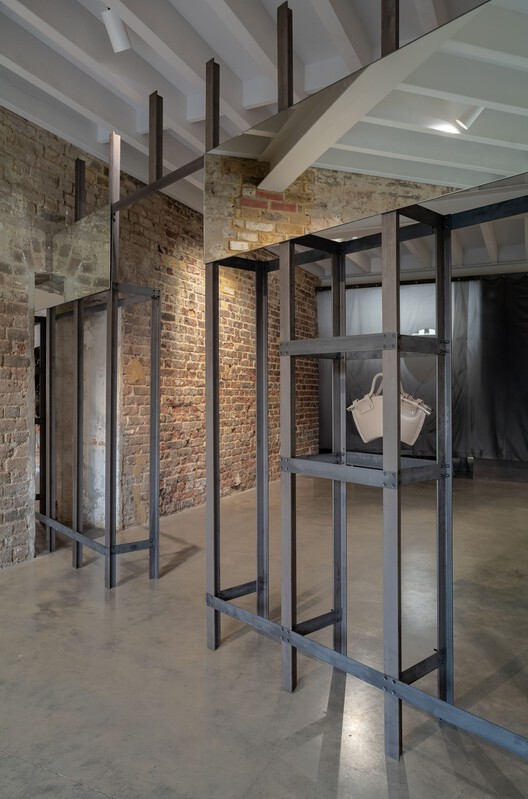 Pop-Up Store THE FRIDGE, ONATERI’s / Clube - Imagem 12 de 20