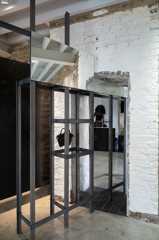 Pop-Up Store THE FRIDGE, ONATERI’s / Clube - Imagem 10 de 20