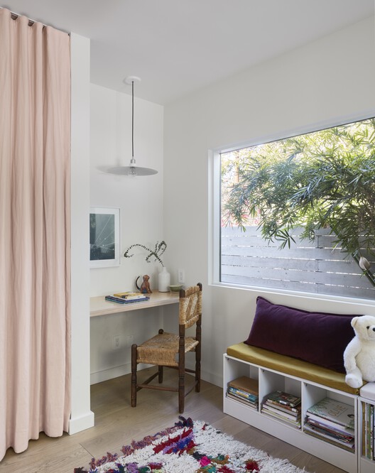 Silverlake Terrace Bungalow Renovation and Extension / ARA-la - Interior Photography, Wood, Lighting